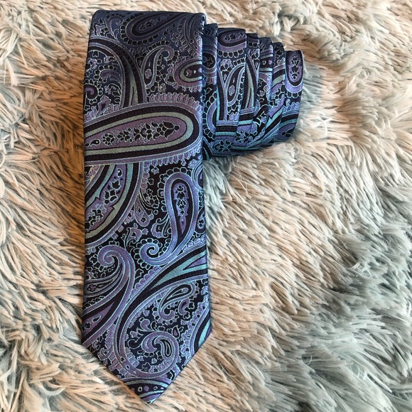 Ted Baker London men/'s Blue//Pink Paisley tie $95